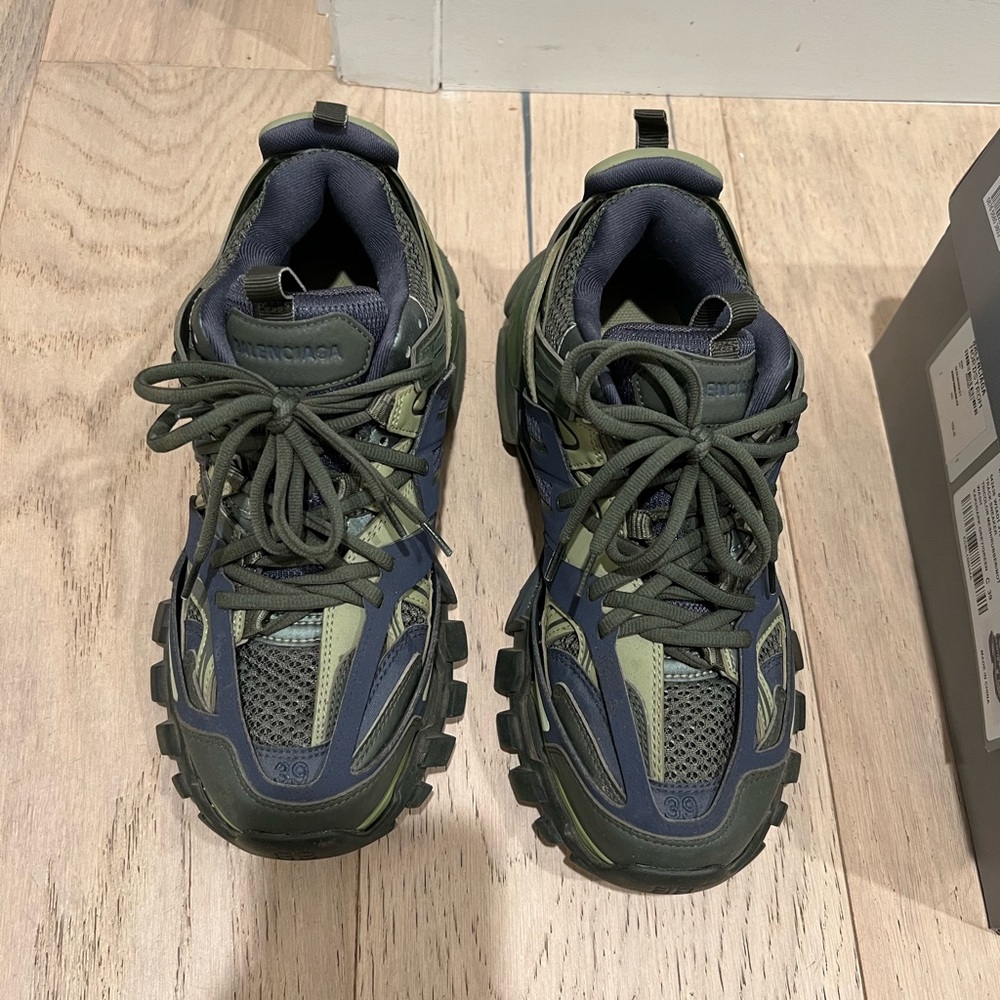 Balenciaga sneakers 39